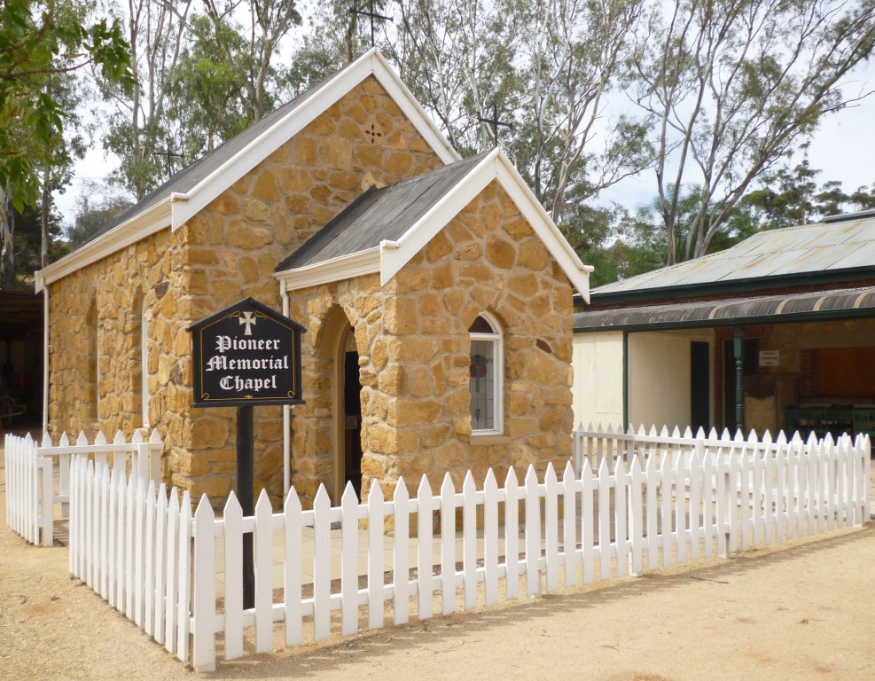 Pioneer Memorial Chapel - The village Historic Loxton