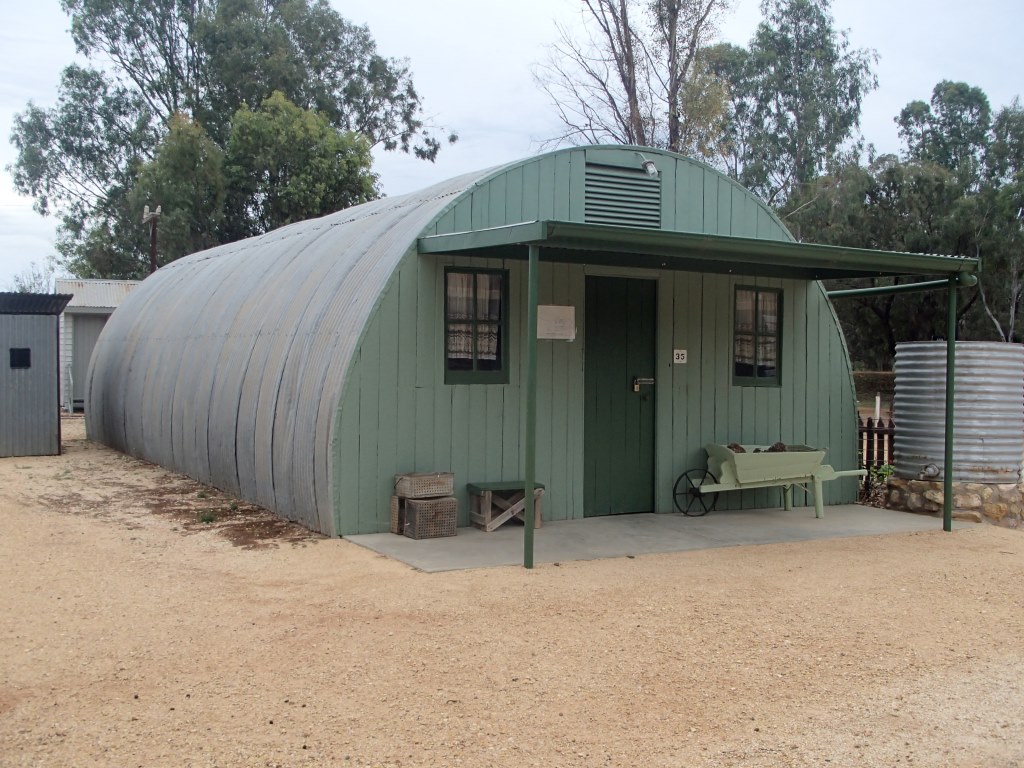 Nissen Hut - The Village Loxton